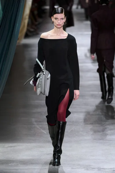 Look 35